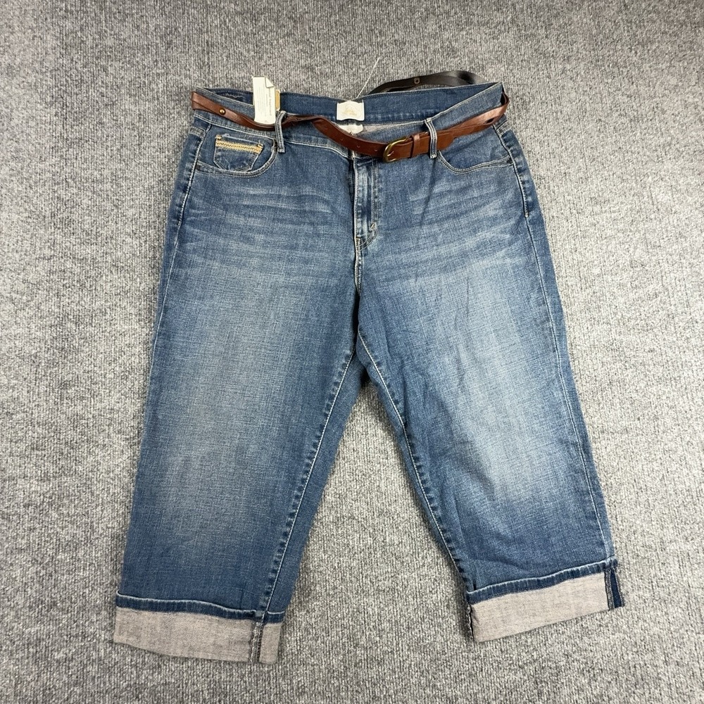 Y2K Levi's 515 Capri Jeans Womens 16 Medium Wash Blue Mid Rise Stretch Cuffed